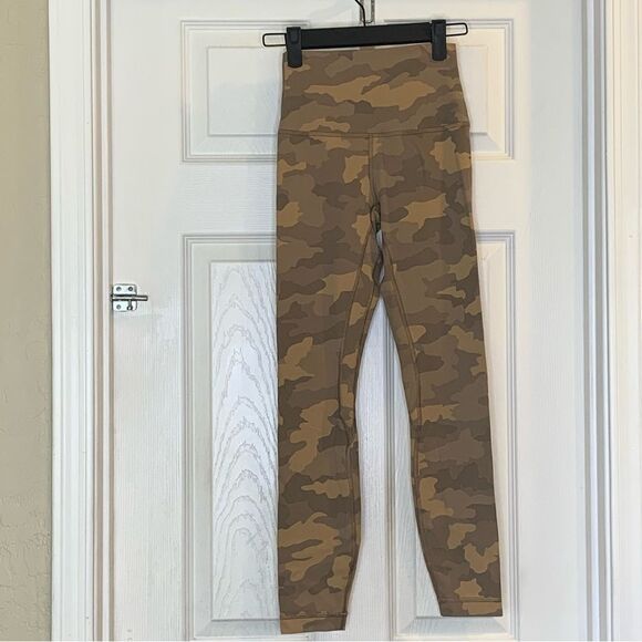 Lululemon Align High-Rise Pant 25" Heritage 365 Camo Beige Multi Size 2 - Picture 1 of 8